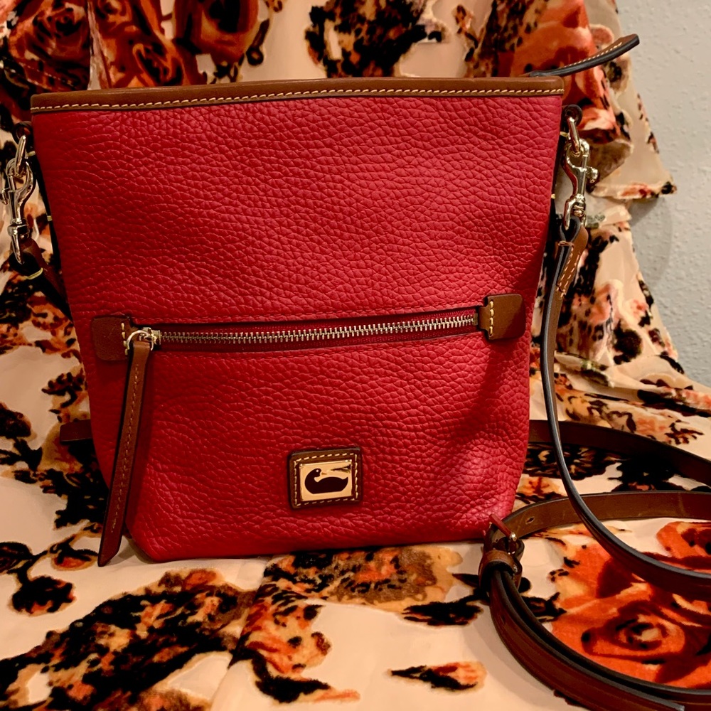 NWOT Dooney and Bourke Mini Hobo leather bag.